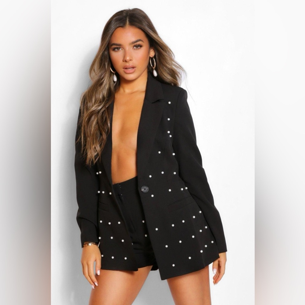 Petite Pearl Detail Blazer Shorts Set